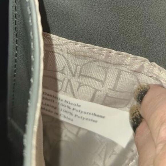 Danielle Nicole for Nordstroms Vegan Leather Envelope Clutch - Picture 6 of 7